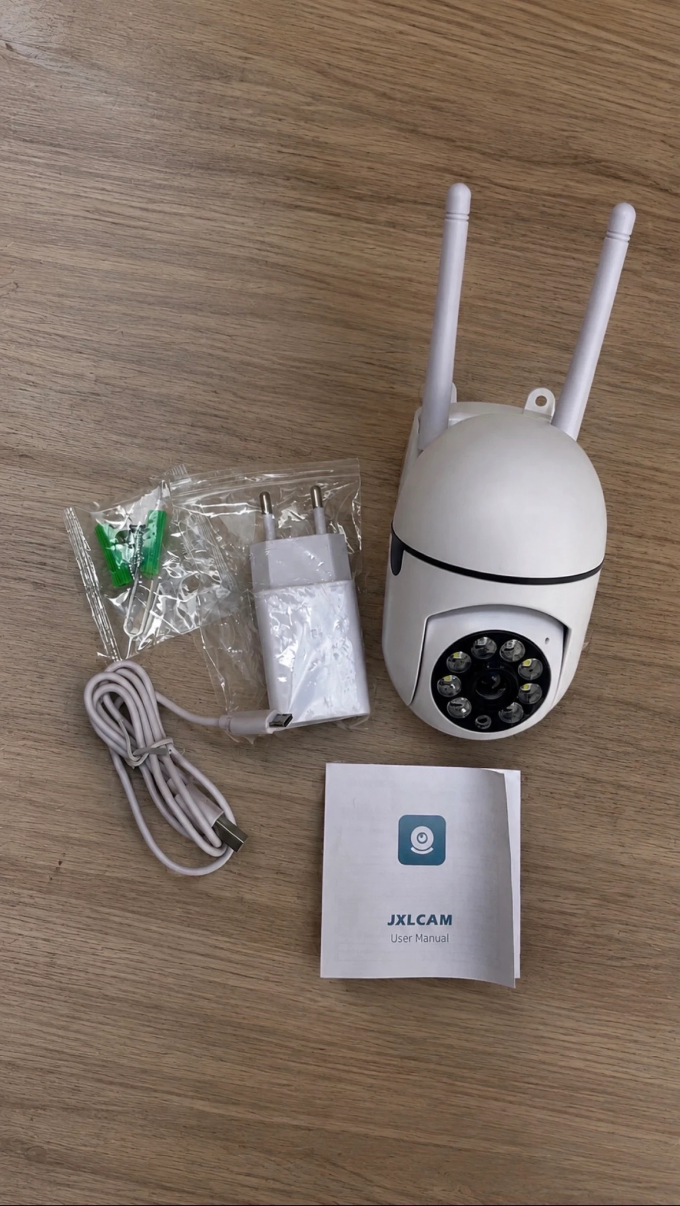 Cámara Vigilancia WiFi Exterior Interior Visión Nocturna App JXLCAM